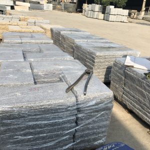 Đá bước đi tẩy tay